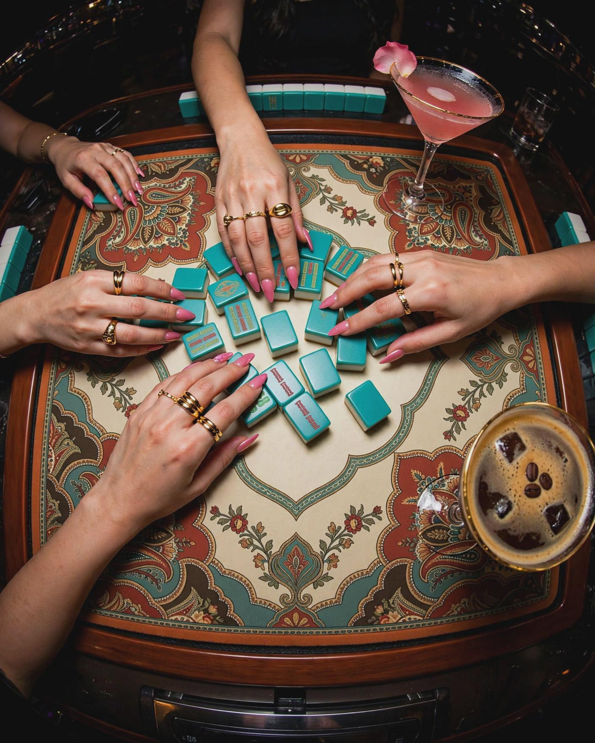 Boho Paisley Mahjong Mat, Rust and Sage Vintage Rug Table Mat, Retro Bohemian Game Night Decor, Non Slip Roll Up Playmat